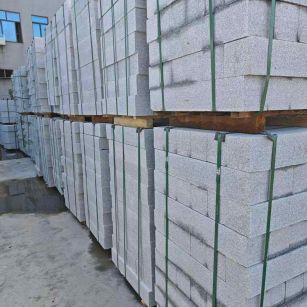 大庆芝麻白路牙石，路侧石