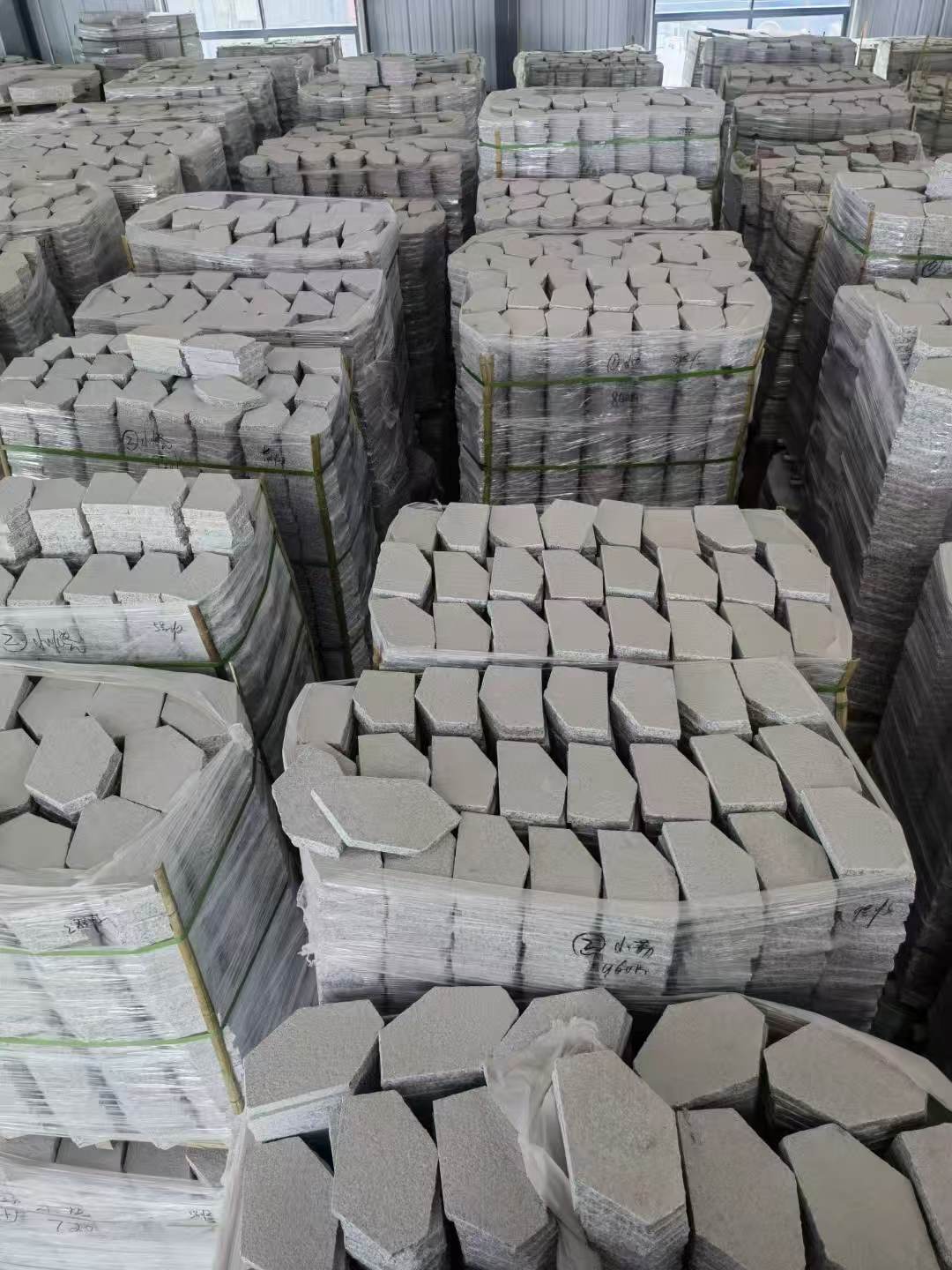 大庆芝麻白石材冰裂纹，碎拼。