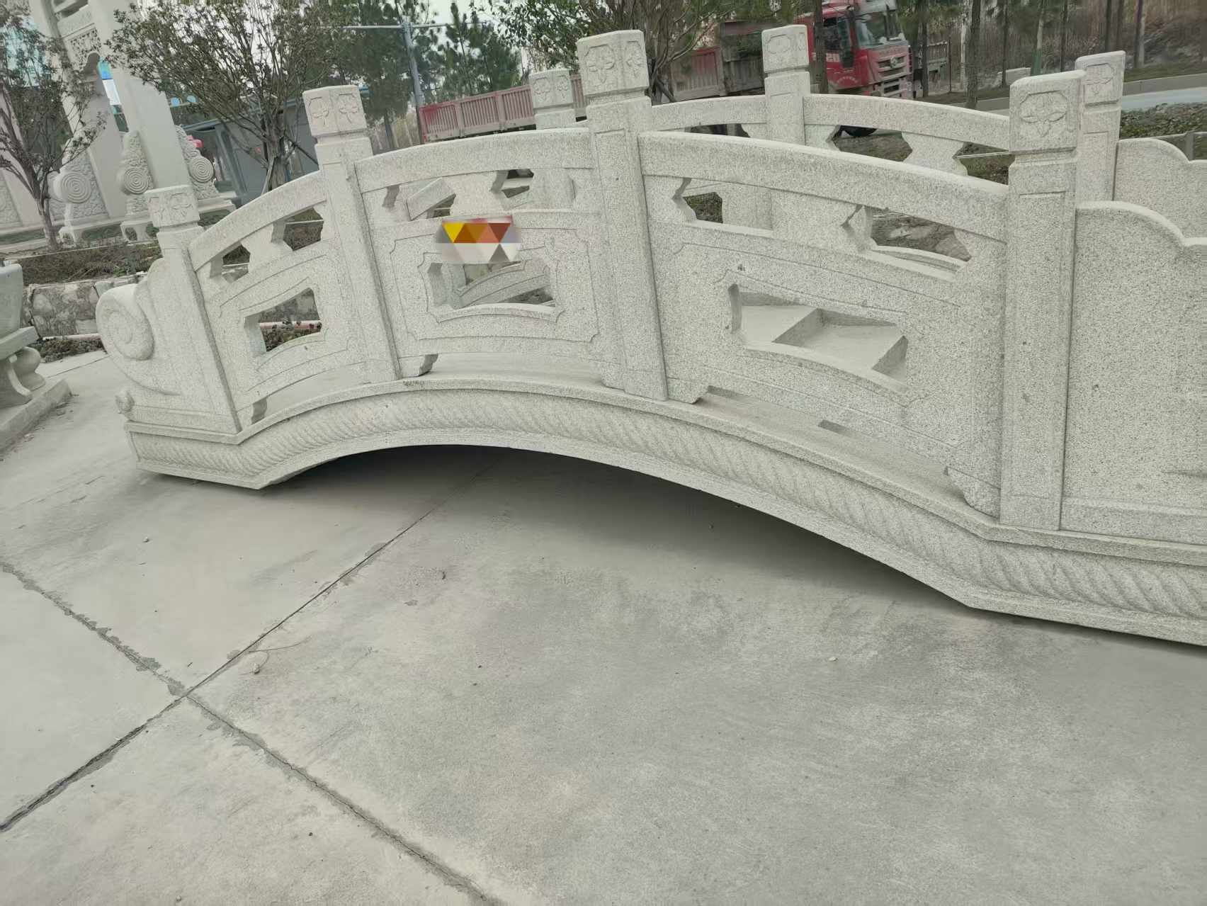 大庆芝麻白拱桥，石桥