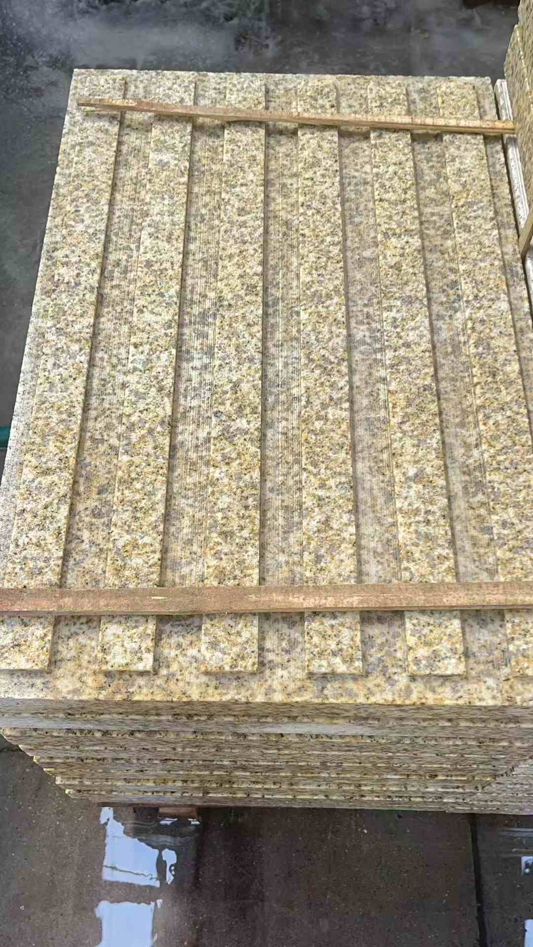 大庆黄金麻盲道 石材盲道