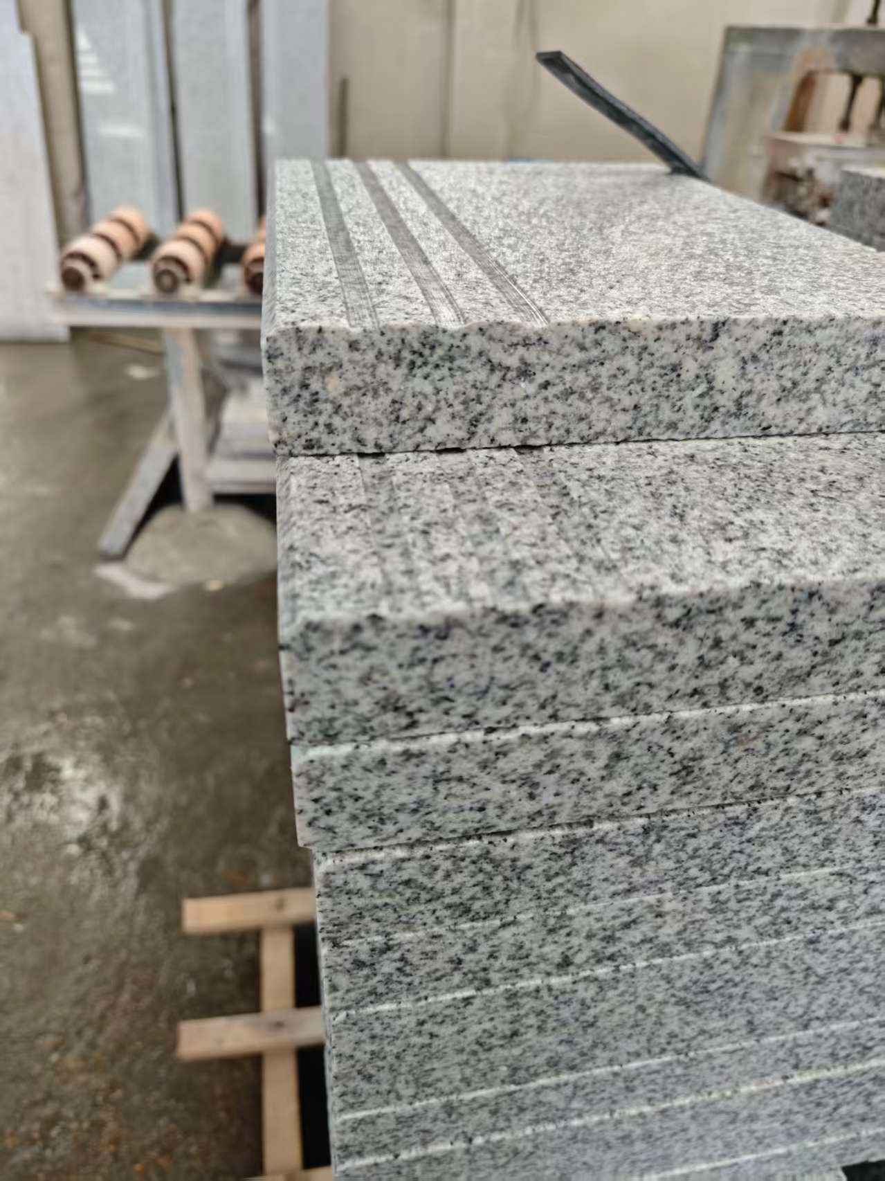 大庆芝麻白楼梯踏步