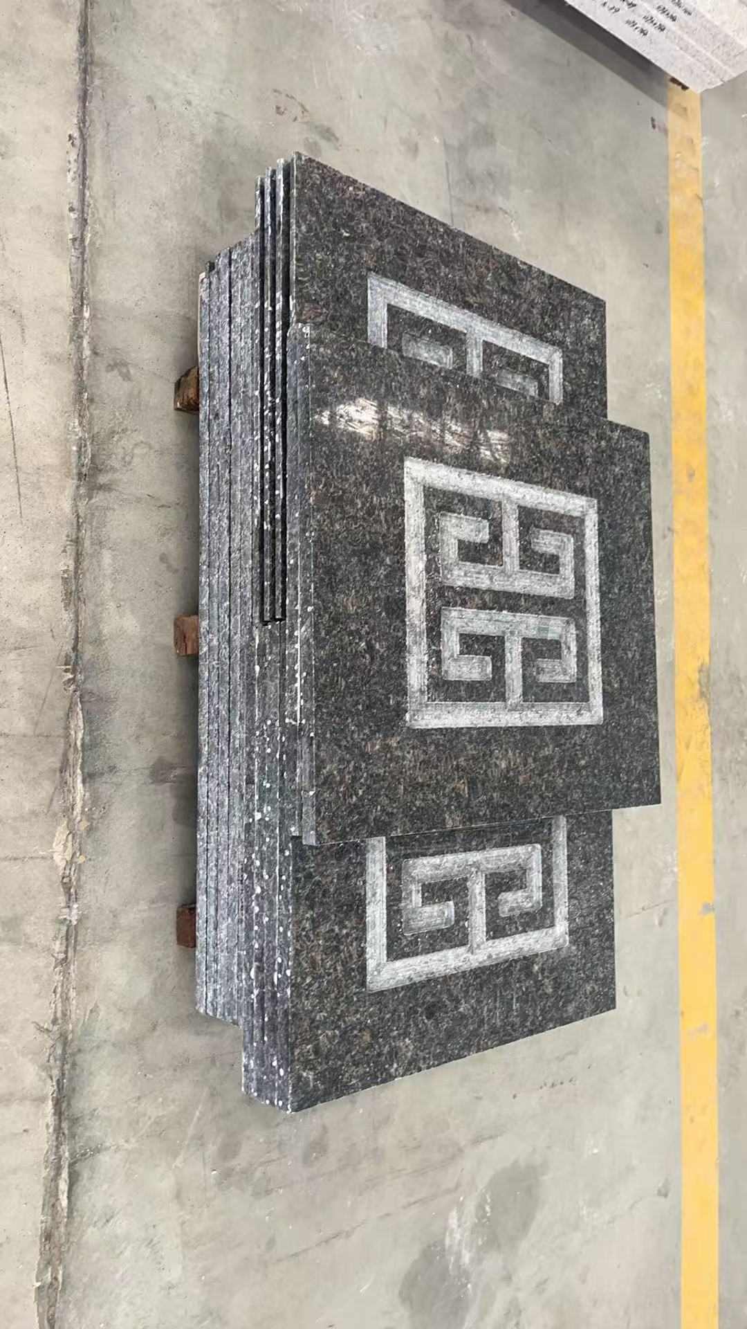 大庆英国棕回纹雕刻版